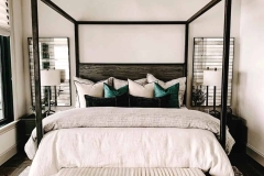 Modern-French-Country-House-Westlake-Development-Group-00-1-Kindesign