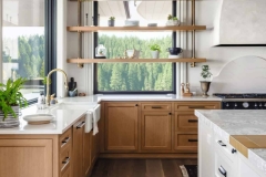 Modern-French-Country-House-Westlake-Development-Group-11-1-Kindesign