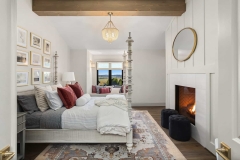 Modern-French-Country-House-Westlake-Development-Group-35-1-Kindesign