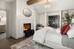 Modern-French-Country-House-Westlake-Development-Group-36-1-Kindesign